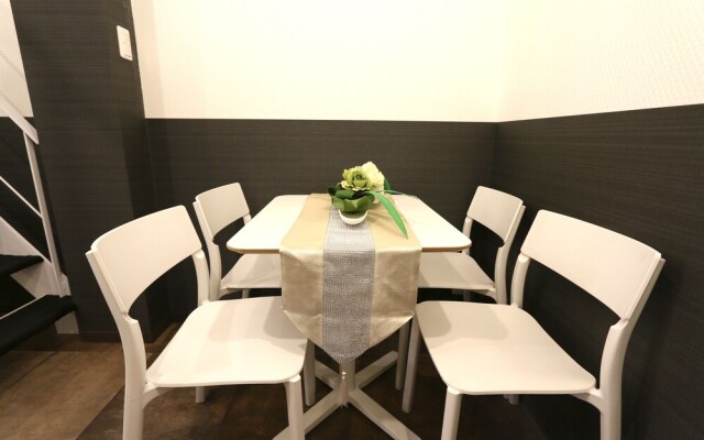 Elizabeth Garden Kuromon