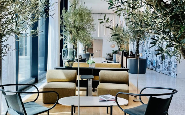 Royal Swan Skyline, Wien