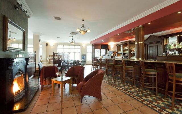 Riverside Park Hotel