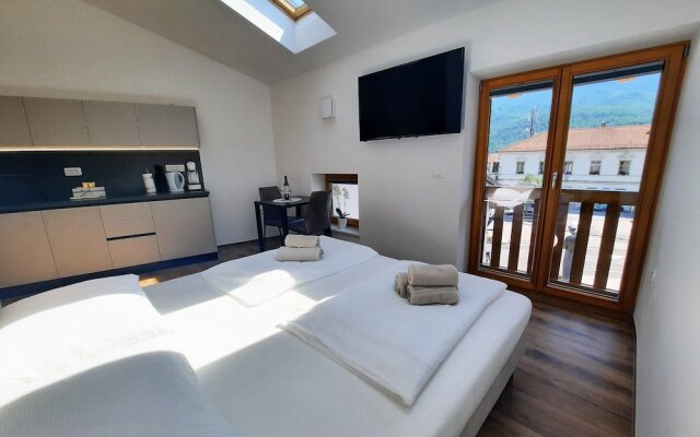 Apartments Hlapi with SPA