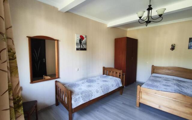 Shio home