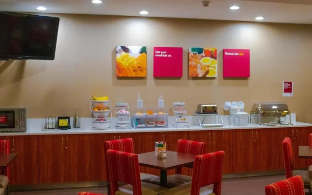 Comfort Suites Marysville - Yuba City