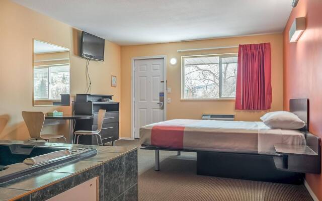 Good Knight Inn