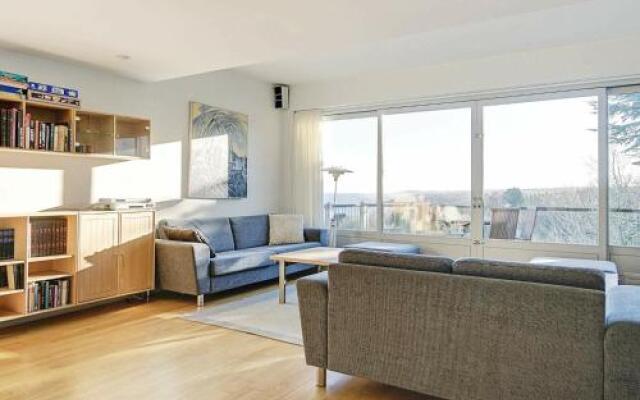Three-Bedroom Holiday home in Allinge 3