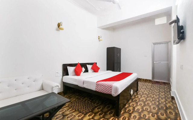 Hotel Kavyanjali by OYO Rooms