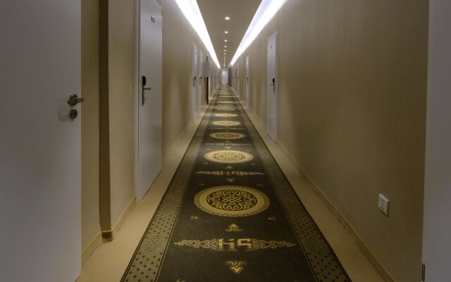 Hotel Nine