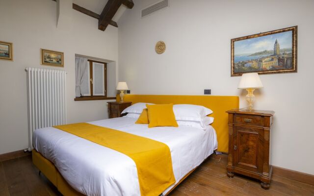 1448 Antica Dimora Al Merlo Bianco