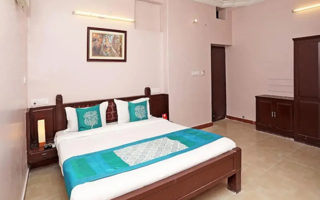 OYO 9852 Leela Villas Guest House