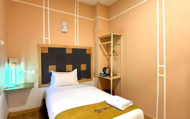 S8 Boutique Hotel