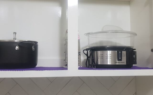 5 Star Fresh And Clean Condo In New Kingston
