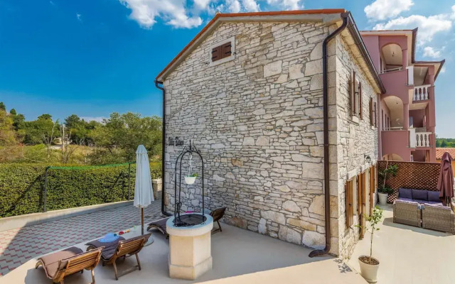 Nice Home in Barban With Wifi and 2 Bedrooms