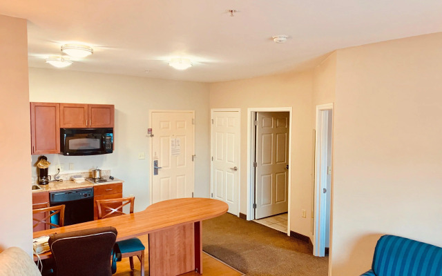 Candlewood Suites Hot Springs by IHG