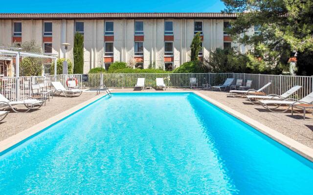 Novotel Aix en Provence Beaumanoir Les 3 Sautets