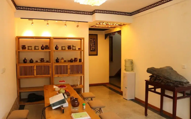 Zhouzhuang Nanhu Inn