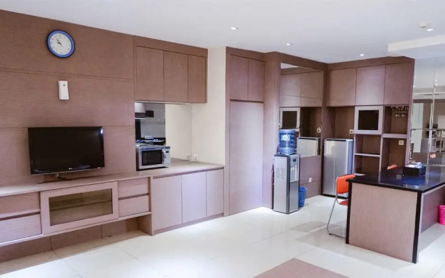 Spacious Apartment @ Mangga Dua Residence near ITC Mall