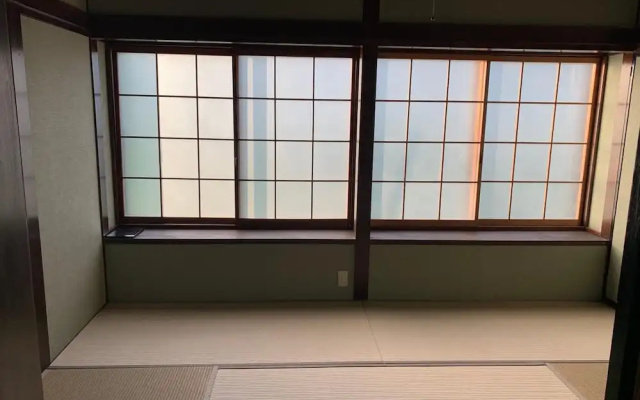 Guesthouse Zen- Hostel – Guest Rooms – Yamanakako