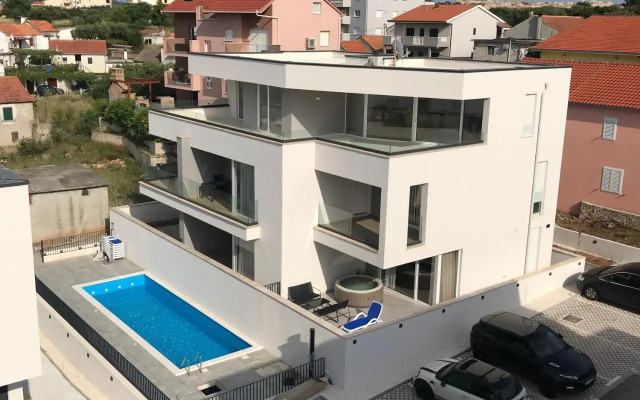 Villa Apartment 24 c
