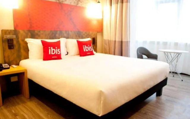 Elan Hotel Tianjin Railway Station