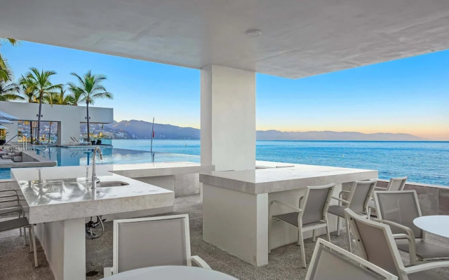 Panoramic Hot Tub Oceanview Luxury 4BR Penthouse