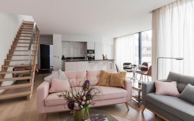 Stylish Smarthome Apartments - Uccle