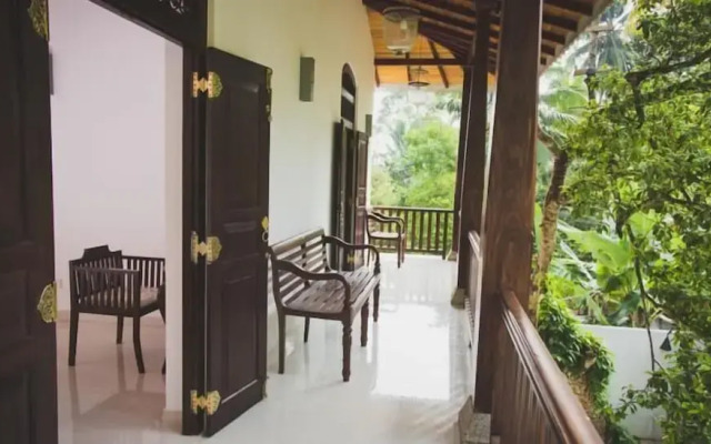 Villa Frangipani