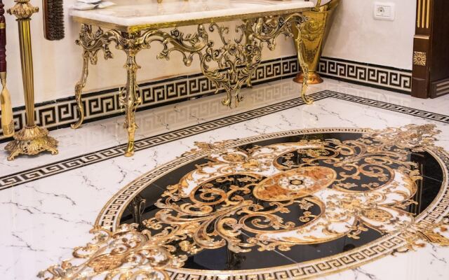 Ussr City Center Luxurious Apartment , Lives the Life of Soviet Generals