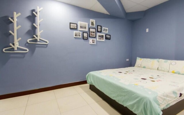 Wei Yang Light Travel