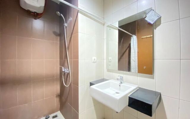 Stylish & Comfy Studio at Dago Suites Apartment