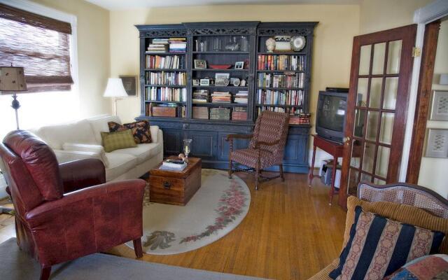 The Caversham House Bed and Breakfast