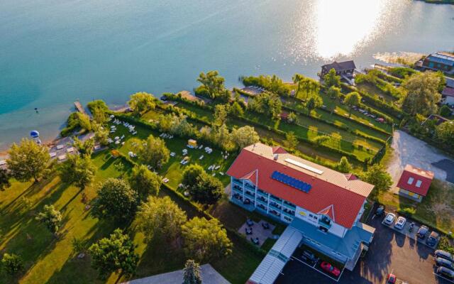 Strandhotel Faak