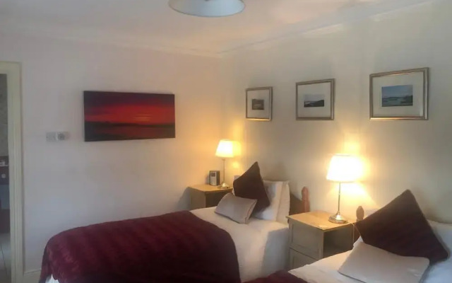 Dufferin Coaching Inn & Hall