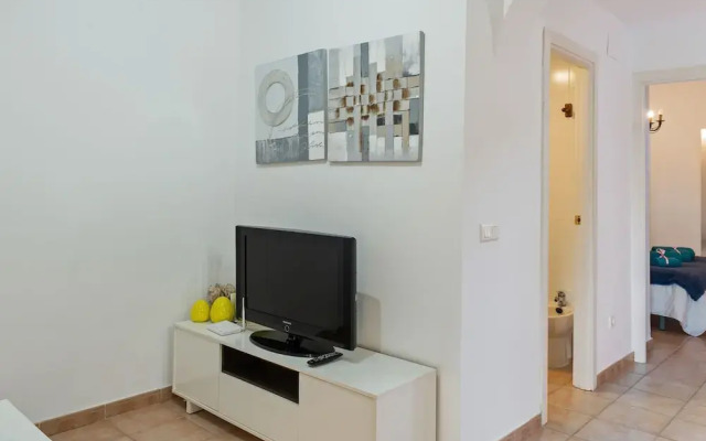 Sun-kissed Holiday Home in Islantilla With Swimming Pool