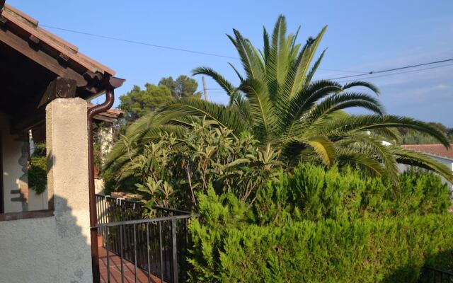 Cosy Holiday Home in L'estartit With Swimming Pool