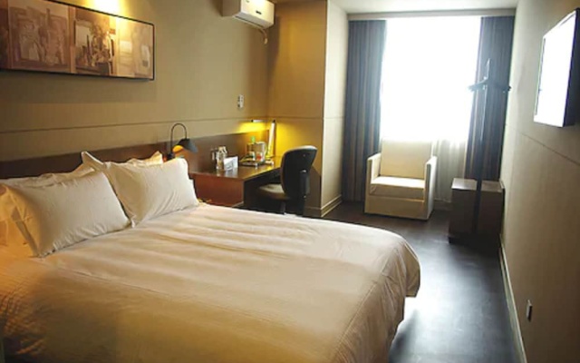 Jin Jiang Inn ShangHai HongQiao Station – Guest Rooms – Shanghai
