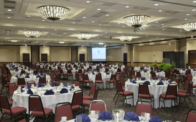 Embassy Suites by Hilton Montgomery Hotel & Conference Ctr