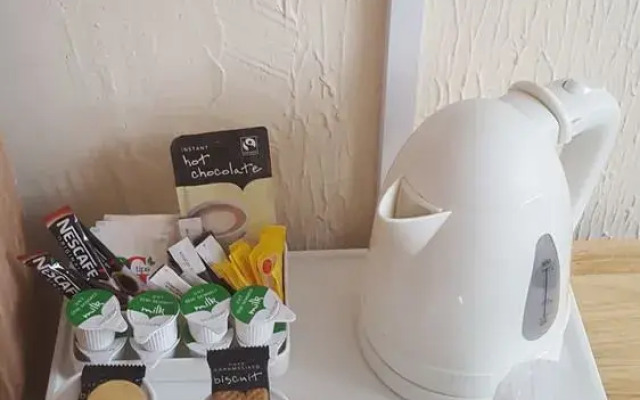 Twin Palms Guesthouse