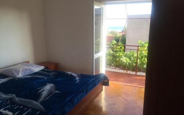 Sunny - sea Side Terrace & Parking - A2