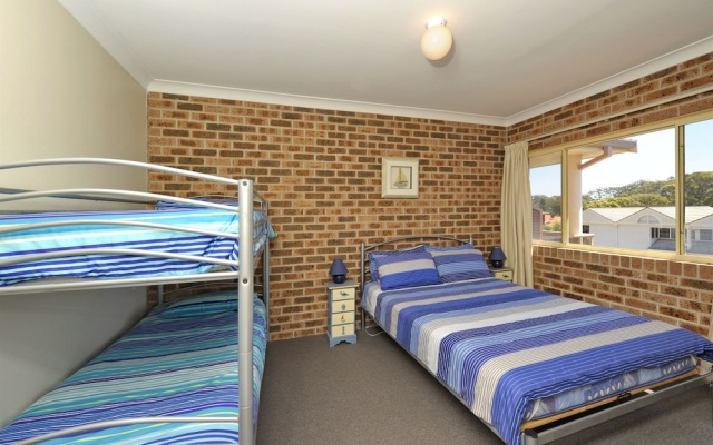 Cottage Court 10 - Nelson Bay – Guest Rooms – Nelson Bay
