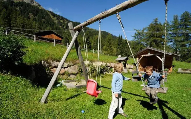 Hintermurrhof