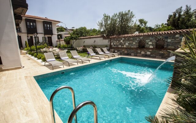 Livia Garden Hotel