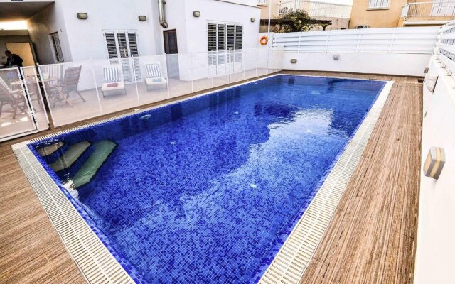 Villa Blue Phoenix