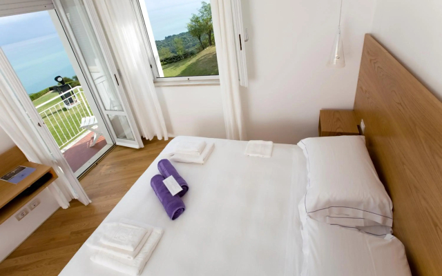 Hotel Emilia - фото 2