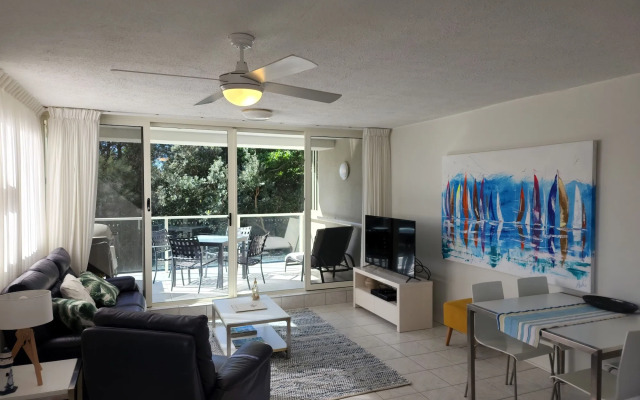 84 The Spit Holiday Apartments