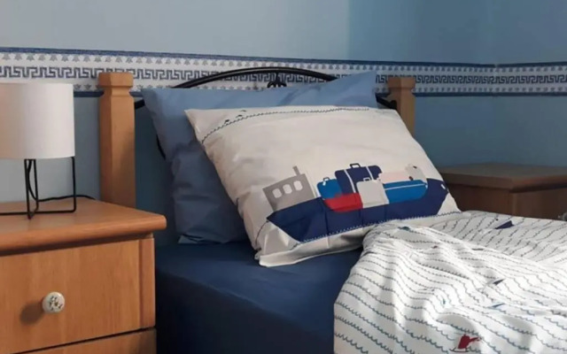 Ramzam - Spacious & Modern 3 bedroom apartment with roof terrace