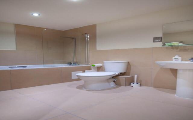 Palmerston Suites