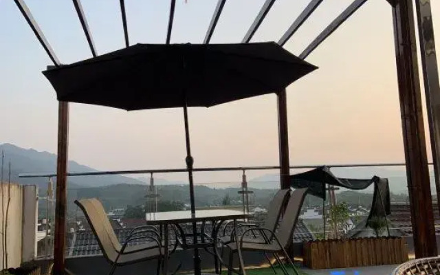 Ruyiju Inn, Luxian County