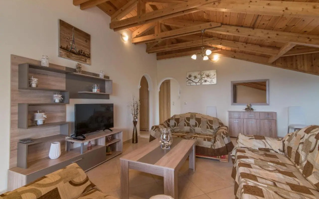 Mitros Apartment