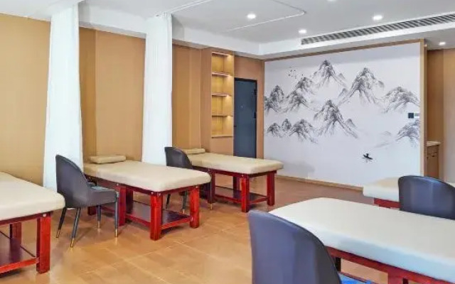 Bencao Wellness Hotel