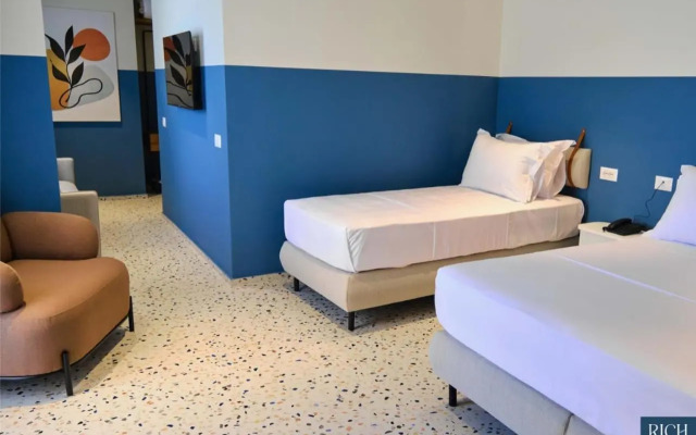 Rich Boutique Hotel