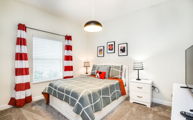 5 Bedroom 4 Bathroom Storey Lake